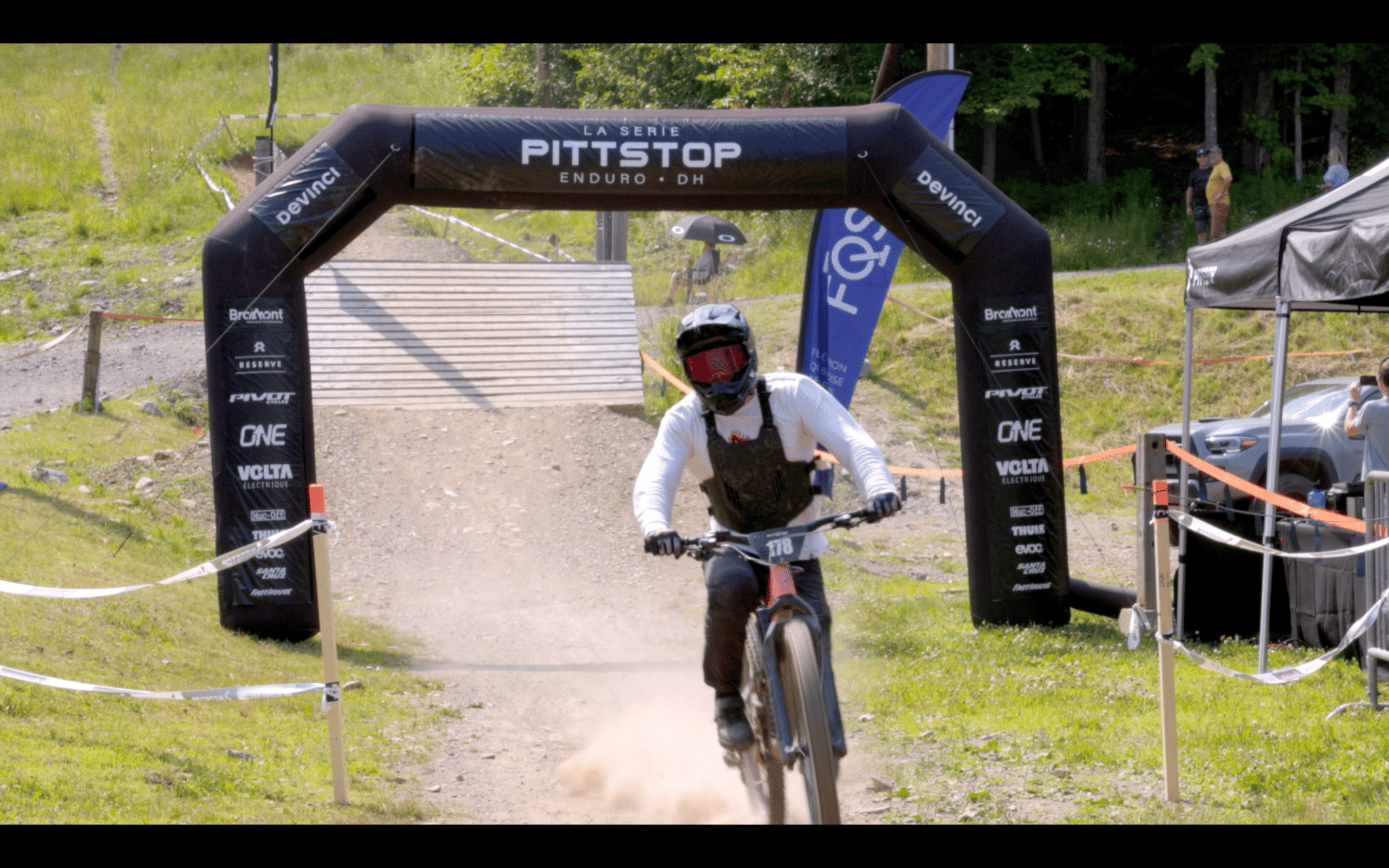 Pablo Martinez – Capturer le mouvement, comment produire une vidéo de vélo de montagne du développement à la livraison